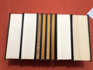 Guillaume APOLLINAIRE/ Œuvres complètes en 4 volumes et 4 coffrets/ sous la direction de Michel DÉCAUDIN/ Préface: Max-Pol FOUCHET/ Iconographie rassemblée par Marcel ADÉMA/ Maquette: Pierre FAUCHEUX/. Fac-similés réalisés par Daniel JACOMET/ Édition BALLAND et LECAT 1966/ ensemble numéroté 4569 sur 5500.