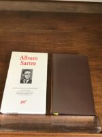 Album SARTRE / Iconographie réunie et commentée par Annie COHEN-SOLAL/ 345 illustrations/ trentième Album de La Pléiade/ Bibliothèque de La Pléiade/ Éditions NRF 1991