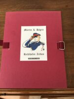 Portfolio RICHTHOFFEN ZIRKUS/ contenant 10 tirages numériques (dessins noir et blanc et couleurs, planche inédite) sur papier RIBES signés par REGRIC ET un crayonné de couverture signé Jacques MARTIN/ Édition numérotée 99 sur 100/ Éditions POINT IMAGE/ édition non datée (2009?)