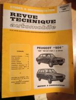Revue technique automobile / Peugeot 504 à carburateur