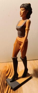 Figurine Manara / Noa / RG / 423 Figurine Manara / Noa / RG / 423