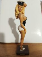 Figurine Manara / Miel / CO/ 896