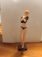 Figurine Manara / Suzy / XY / 375 Figurine Manara / Suzy / XY / 375